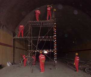 ��ˮ�a©�����еĎׂ����}